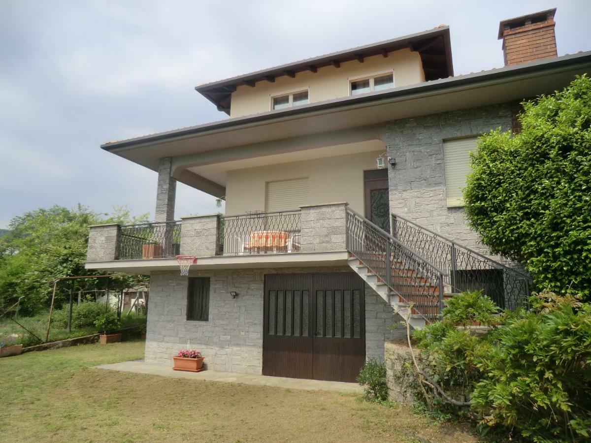 Apartmán Casale Cadeloro Nebbiuno Exteriér fotografie