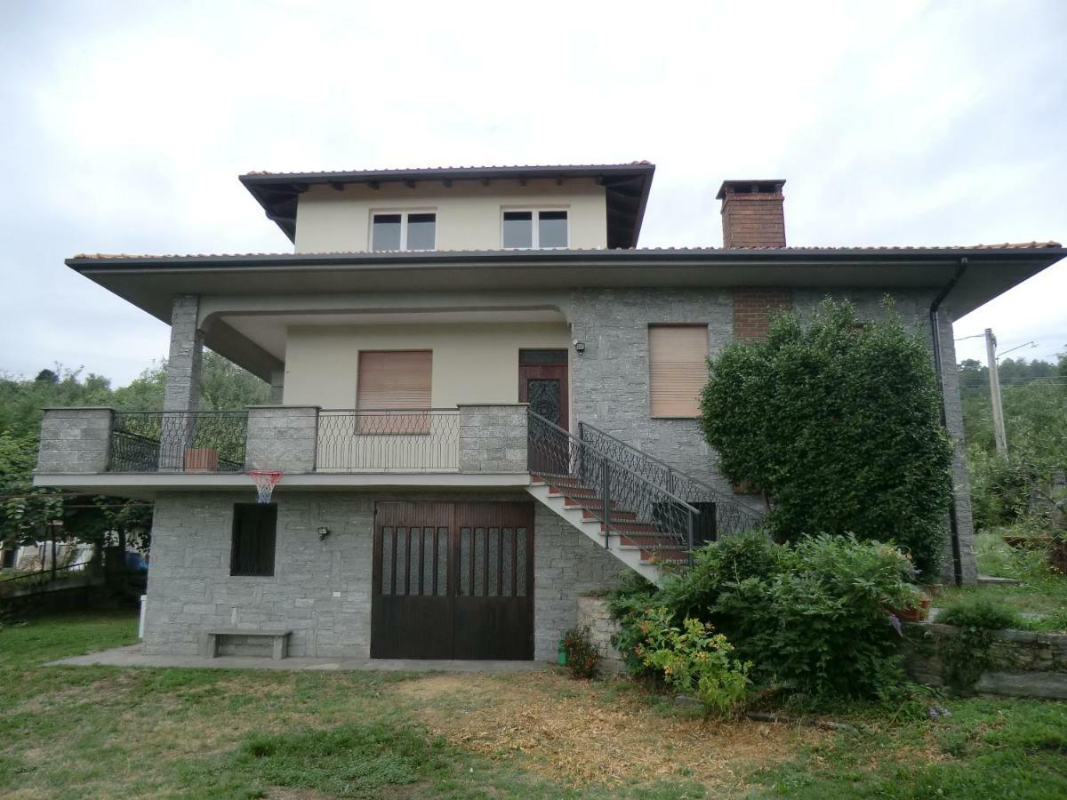 Apartmán Casale Cadeloro Nebbiuno Exteriér fotografie