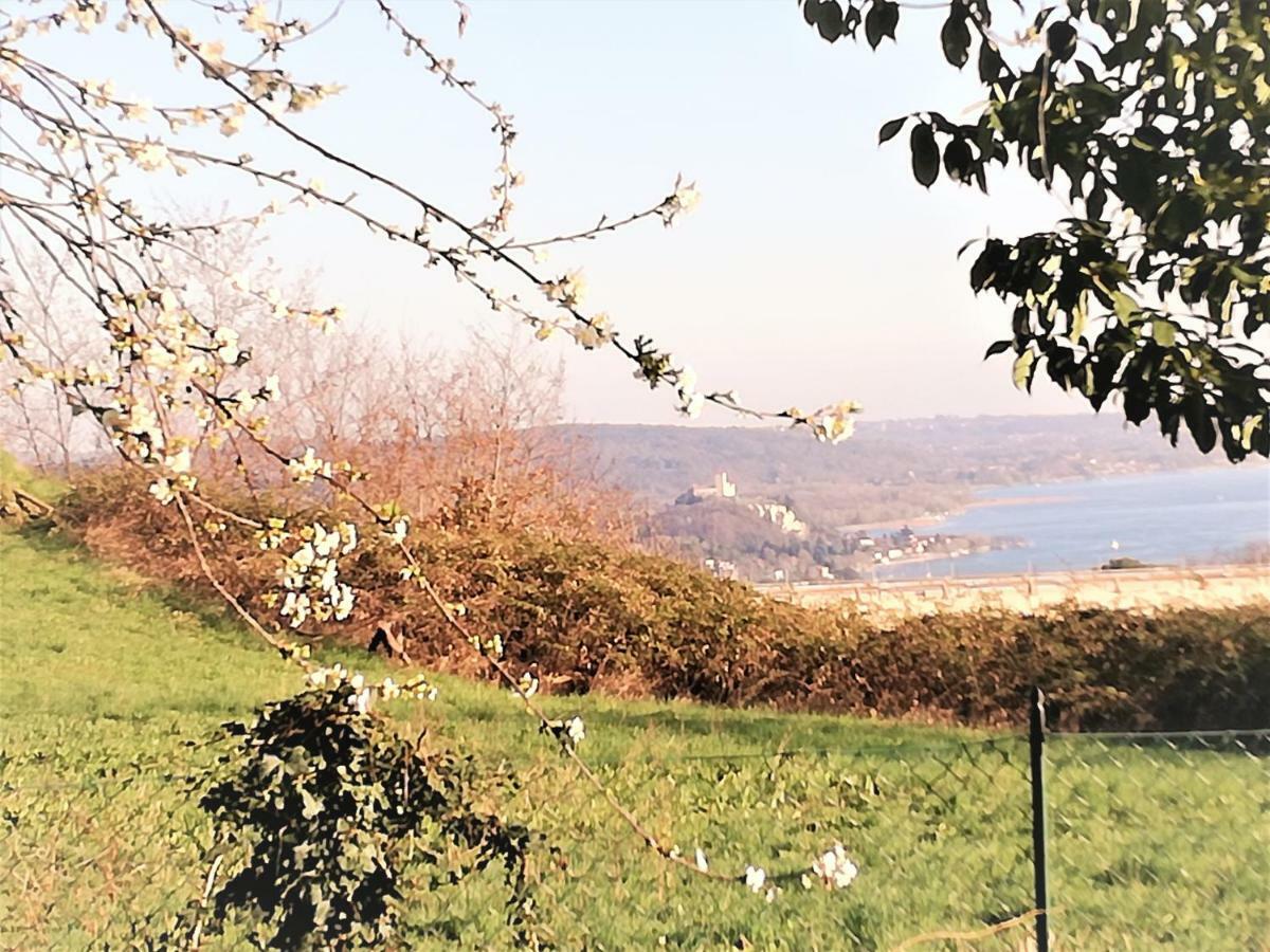 Apartmán Casale Cadeloro Nebbiuno Exteriér fotografie
