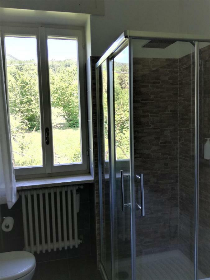 Apartmán Casale Cadeloro Nebbiuno Exteriér fotografie